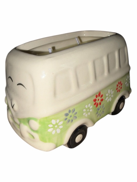 Other - Ceramic Flower Bus 2 Wick Candle 7.05 oz Lemon Blossom & Summer Moss